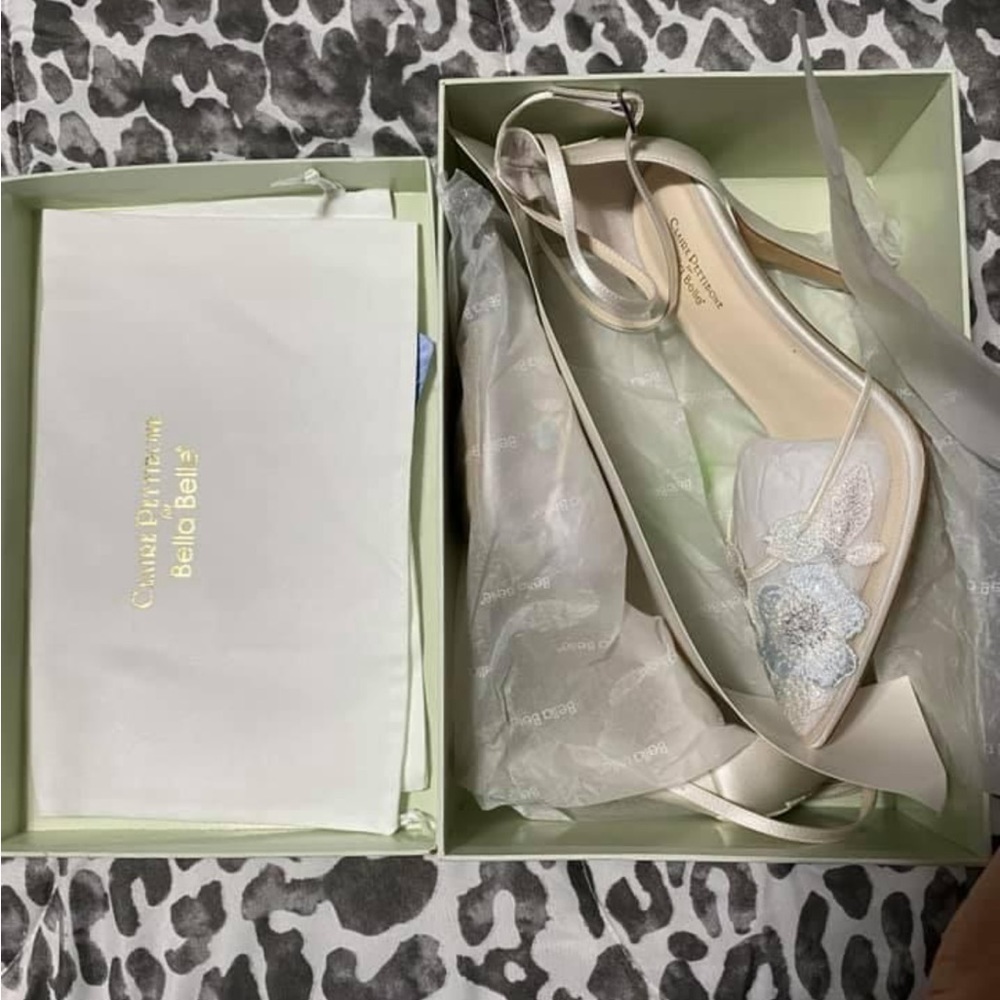 Brand new Belle belle wedding shoes,